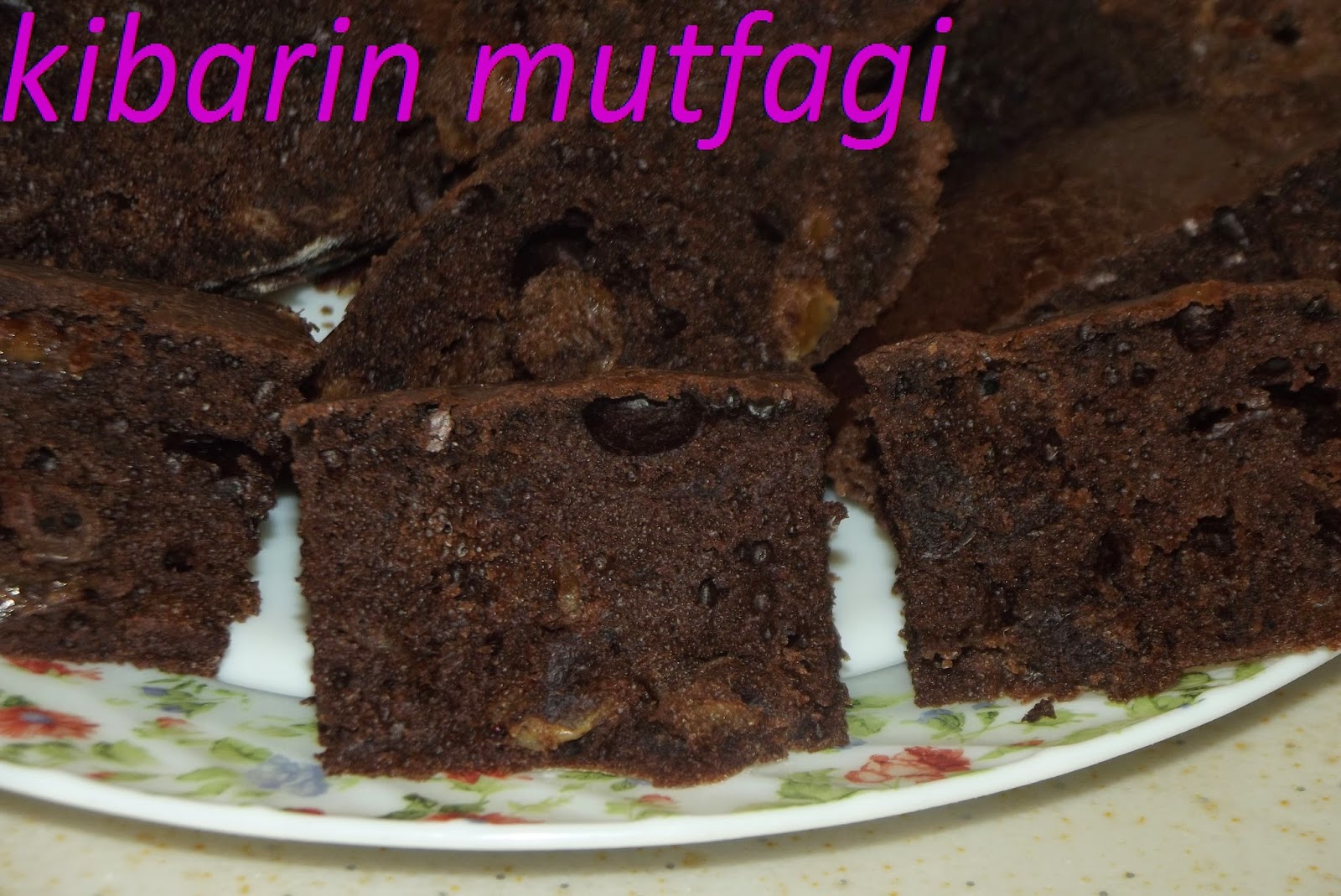 Kuru üzümlü kek tarifi Kuru üzümlü kek nasıl yapılır Kibarin Mutfagi